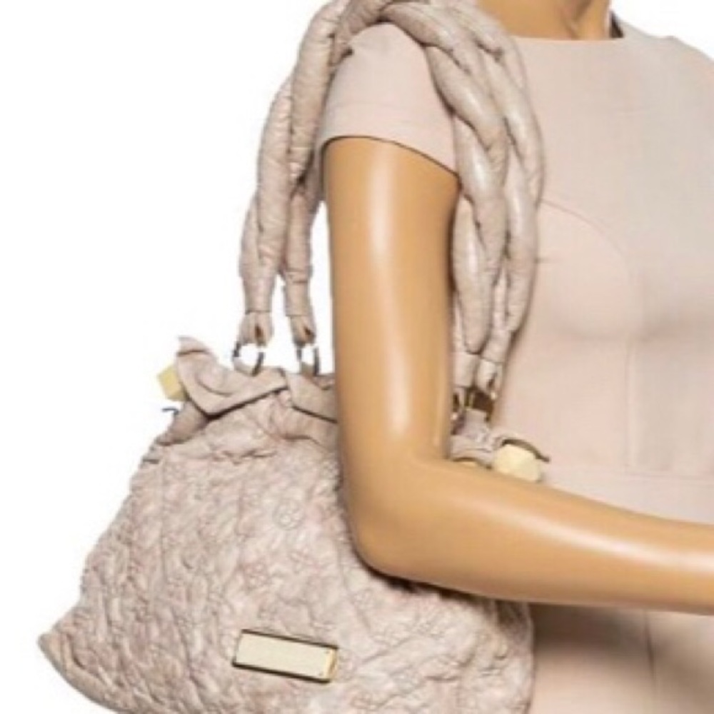 Louis VuittonLimited bag  celebrity Lindsay Lohan
